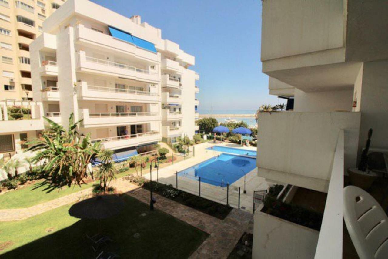 Puerto Estepona Exterior foto
