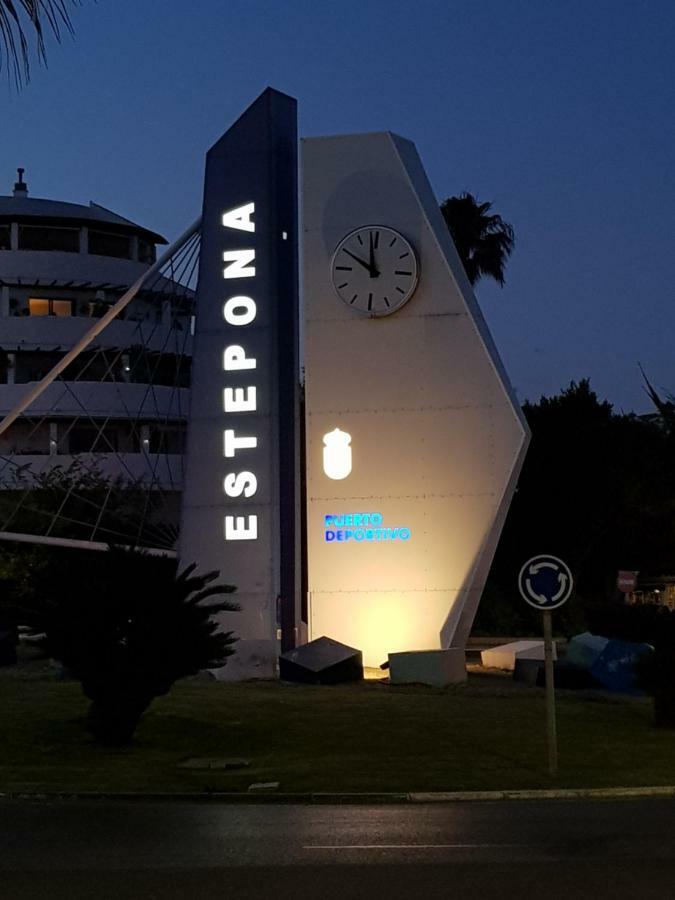 Puerto Estepona Exterior foto